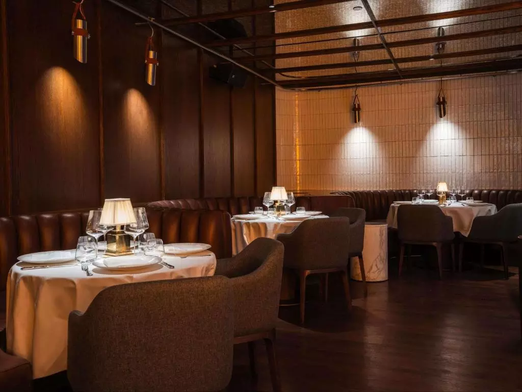 کافه هتل فیرمونت دبی